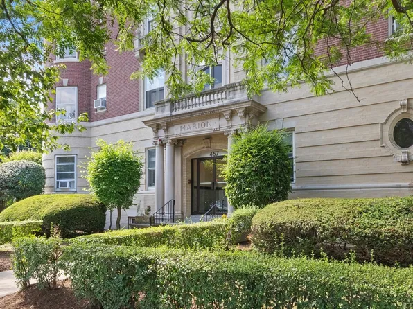 457 Washington St APT 9, Newton, MA 02458
