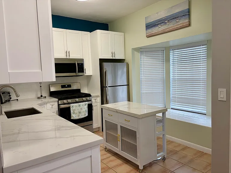 14601 SW 122nd Pl — Photo 5