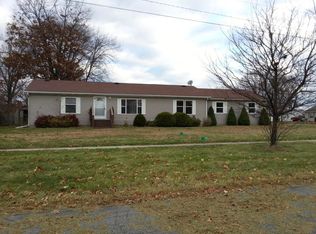 1100 Blossom Dr, Three Rivers, MI 49093