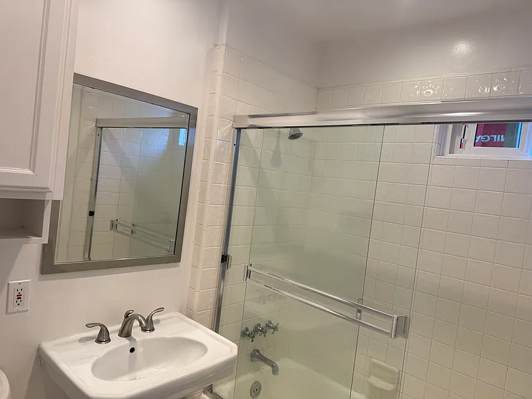 419 Nautilus St — Photo 11