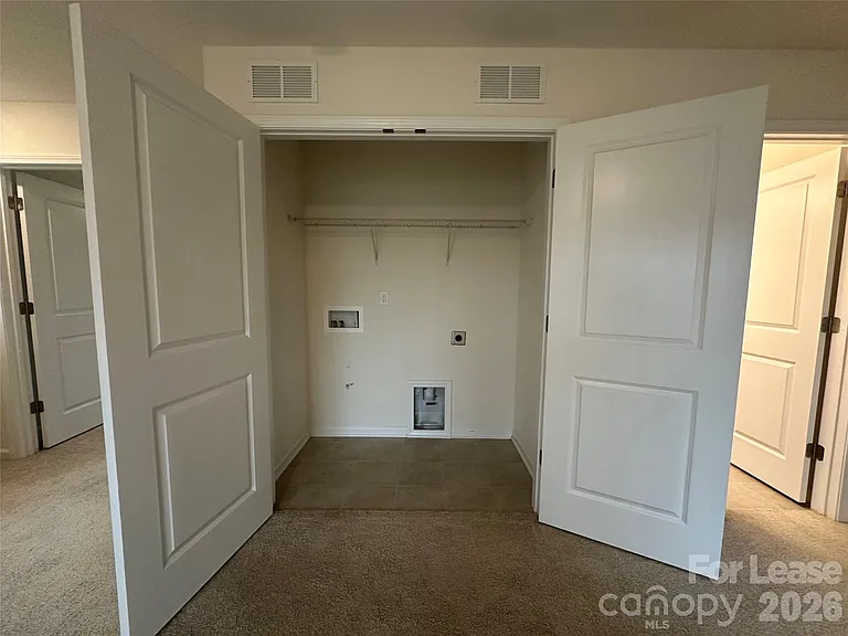 6020 Hampstead Pond Ln — Photo 34