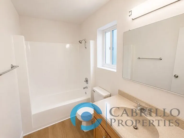 4040 Wabash Ave #1 — Photo 16