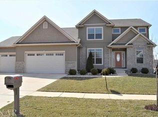3713 Helen Dr, Bloomington, IL