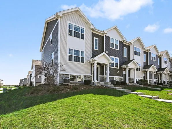 854 Briar Glen Ct, Hampshire, IL 60140