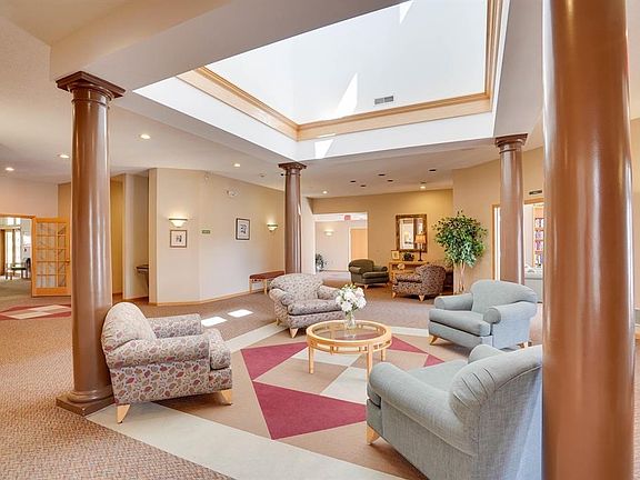 2nd image of 8510 Greenway Blvd Unit 315