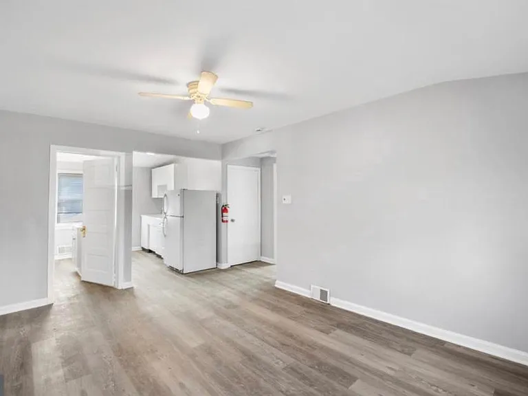 124 Stiles Ave — Photo 8