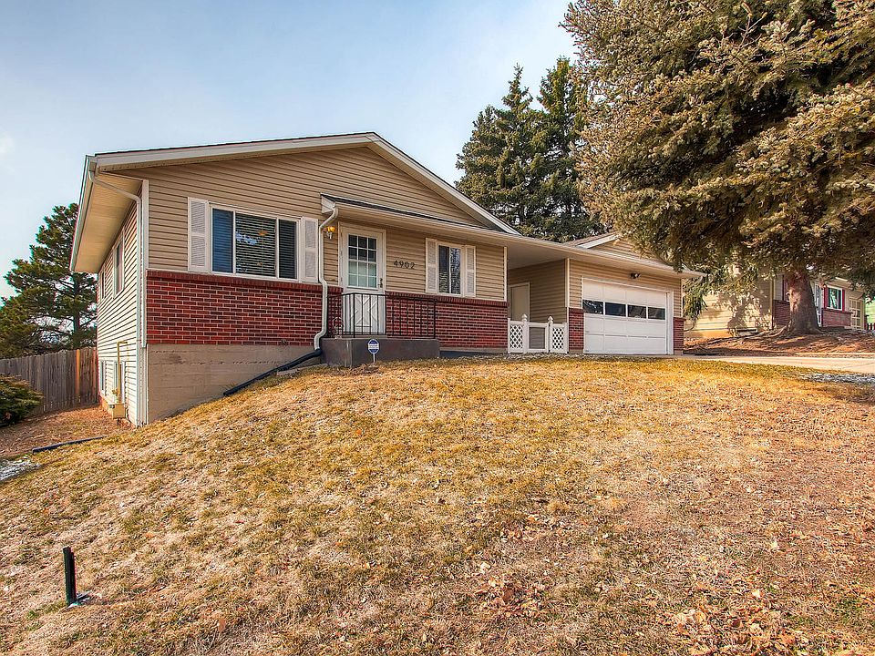 1st image of 4902 Villa Cir