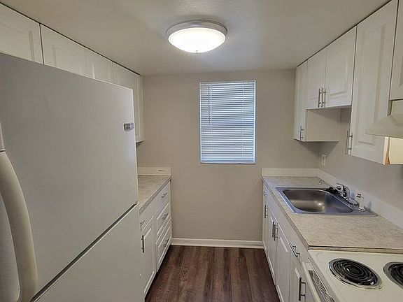3rd image of 1510 E 127th Ave #3
