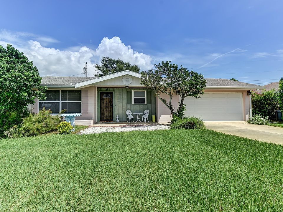 1st image of 6 Granville Cir