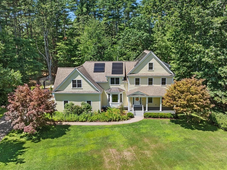 1st image of 12 Trillium Way