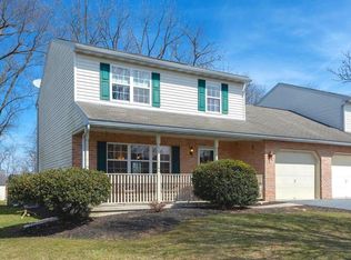 239 N View Rd, Fleetwood, PA 19522