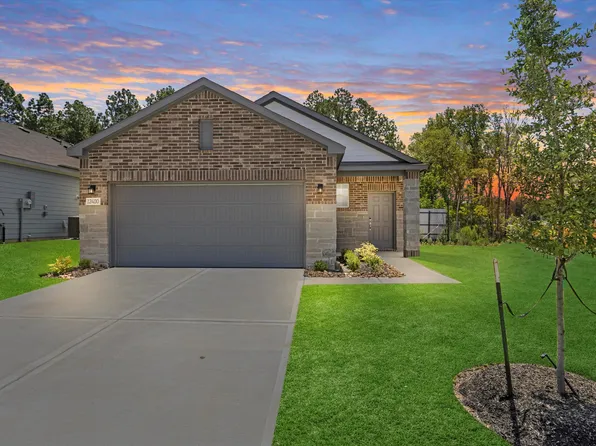 12400 Lexington Heights Dr, Willis, TX 77318