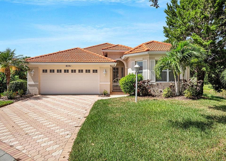 1st image of 8351 CANARY PALM COURT
