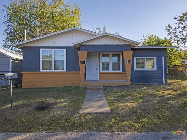 767 Taylor Ave, Seguin, TX 78155