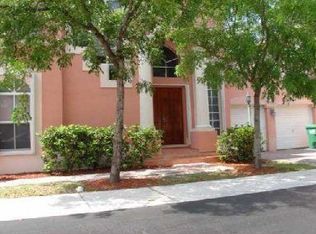 10820 NW 51st Trl, Doral, FL 33178