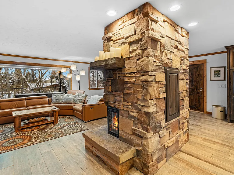 3045 Sourdough Rd — Photo 12