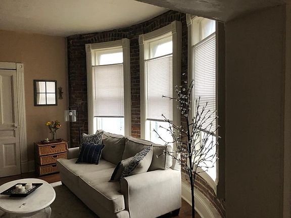 4th image of 418 N 39th St #1