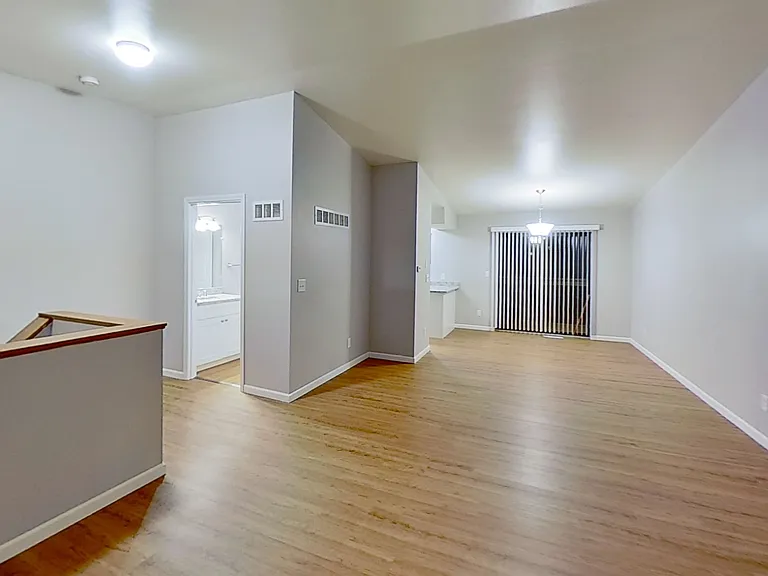 Parkwood Village Townhomes — Photo 4