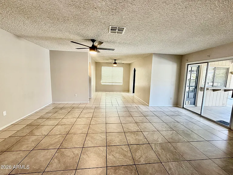 4044 W Cholla St — Photo 4