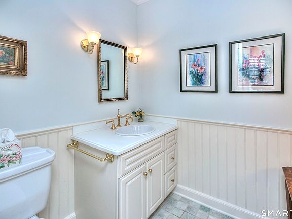 5th image of 150 Sherman Court #150