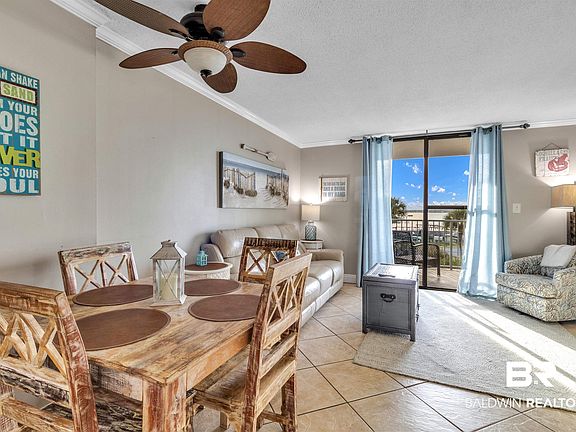 4th image of 1832 W Beach Blvd #302