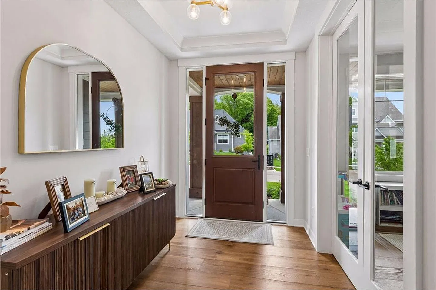 Gorgeous Formal Model Home in Excelsior with Association Pool and Playground — Photo 3