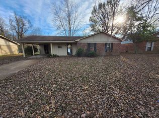 5493 Adams Cir, Horn Lake, MS 38637