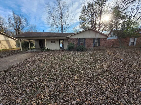 5493 Adams Cir, Horn Lake, MS 38637