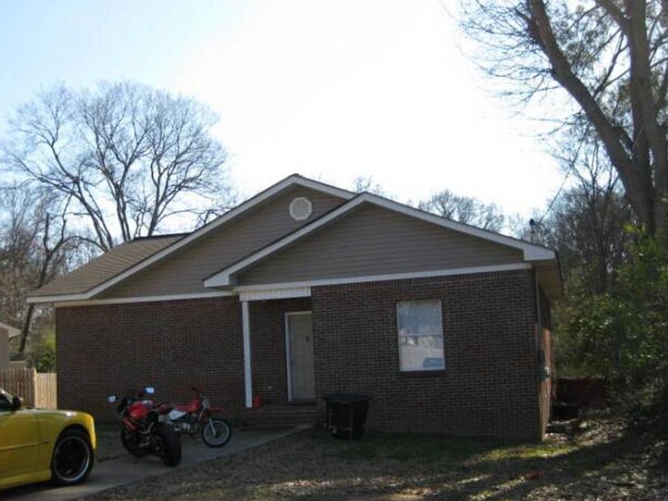 1st image of 406 26th St E