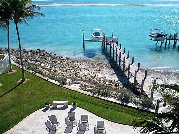 dockage and beach area
