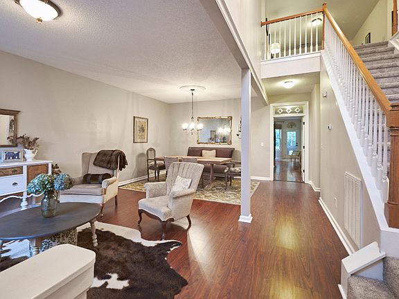 2nd image of 6717 Winding Arch Dr