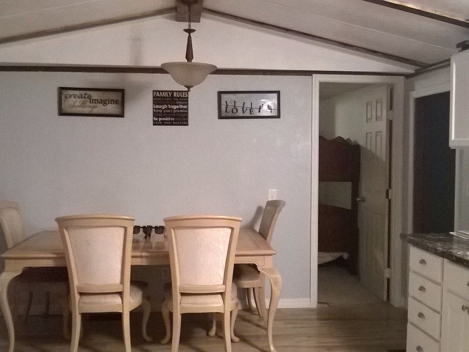 Dining area of kitchen