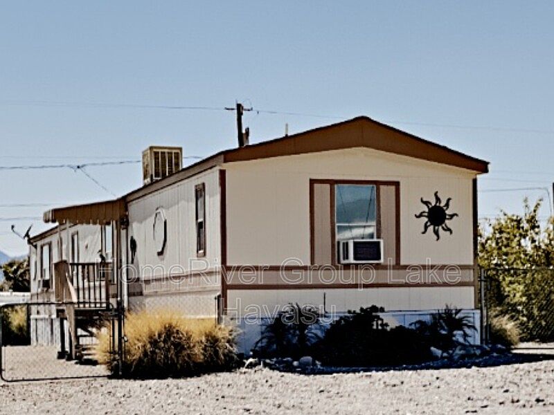 1st image of 3077 Jennie Ln