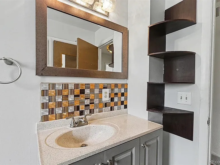Bathroom, First Floor