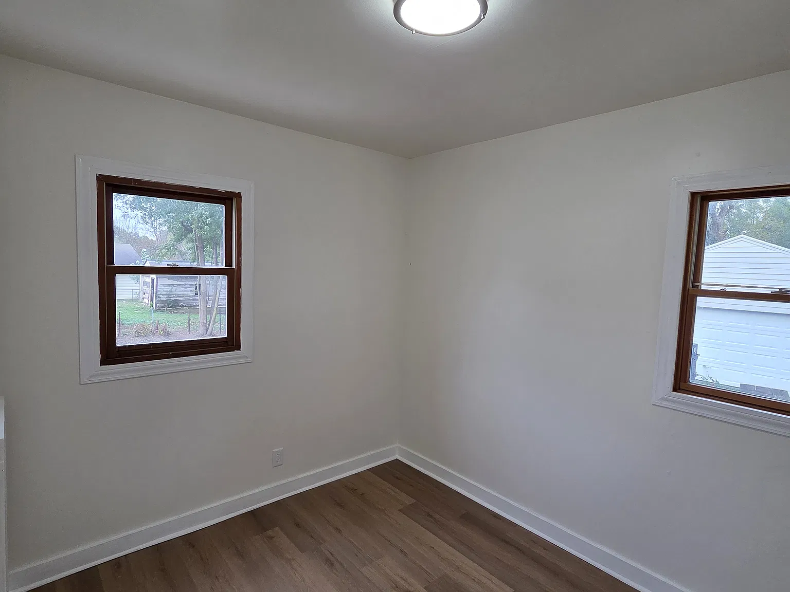 5214 W Katherine Ave — Photo 4