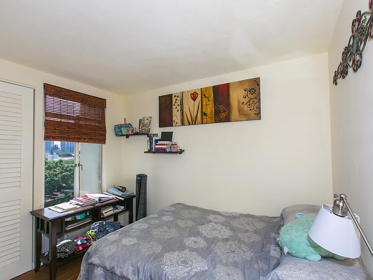 1511 Nuuanu Ave #639 — Photo 26