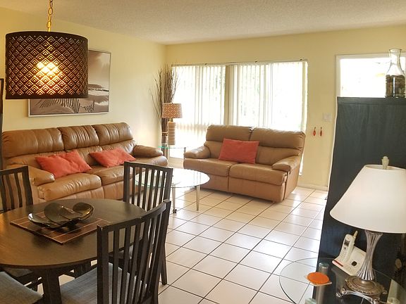 4th image of 3225 NE 16th St #15A