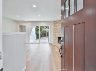 21032 Cantara St, Canoga Park, CA 91304