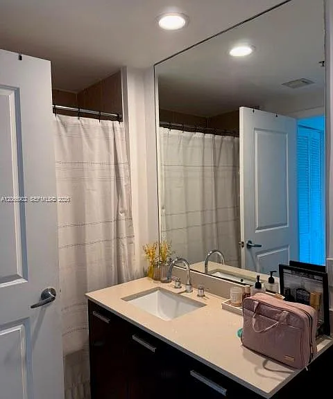 333 NE 24th St #704 — Photo 11