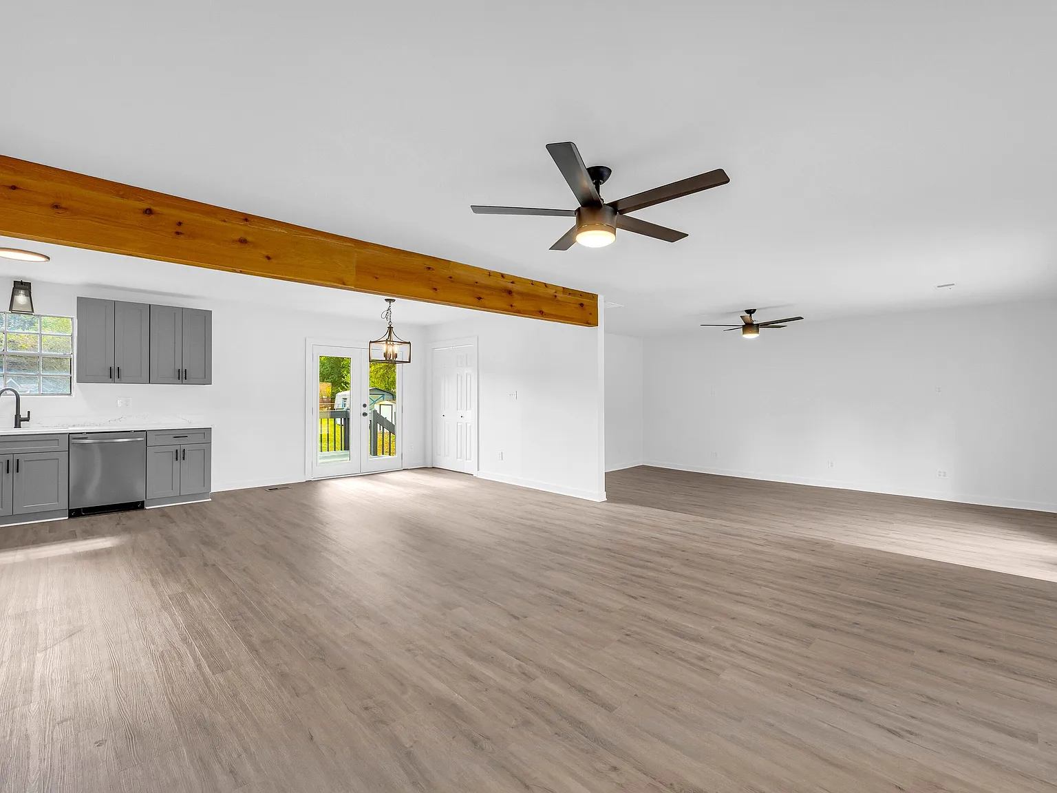 3 bed, 2.0 bath, 1508 sqft, $2,000 — Photo 3