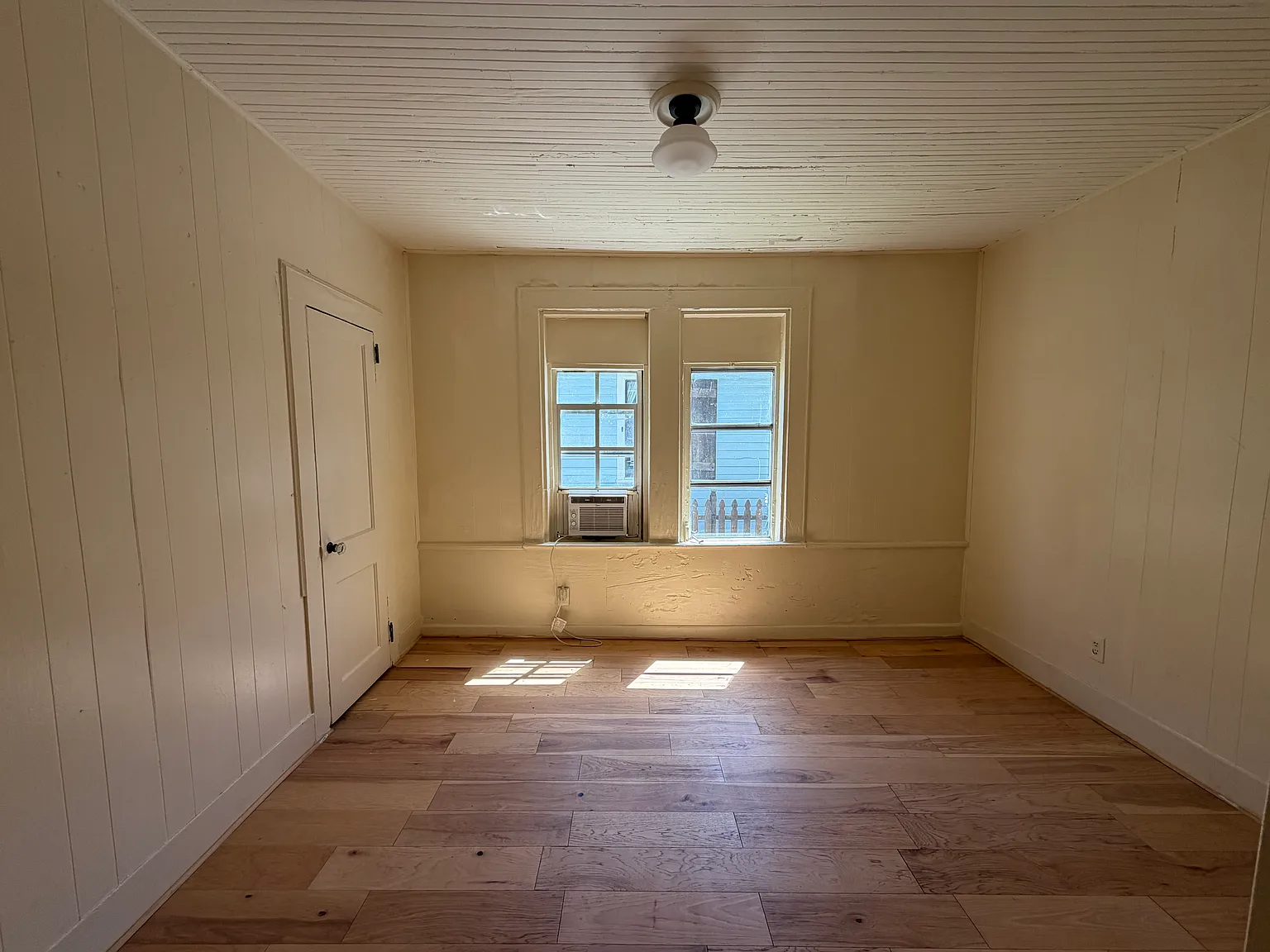 2 bed, 862 sqft, $1,900 — Photo 4