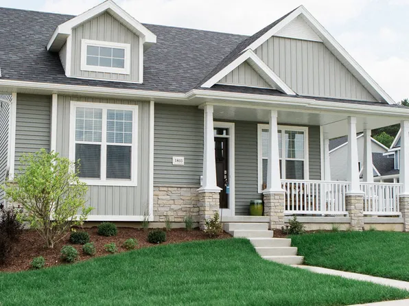 1803 Autumn Lake Pkwy, Madison, WI 53718