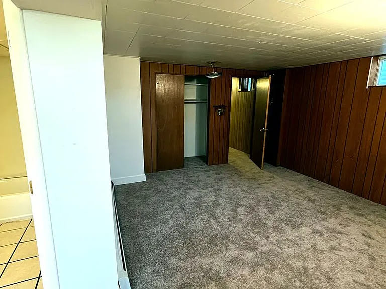 895 Holland St — Photo 29