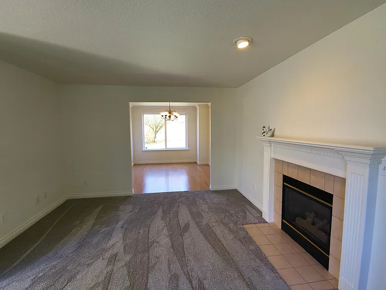 20040 Torrey Pines Dr — Photo 11