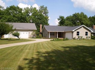 400 Stauffer Dr, Hastings, MI 49058