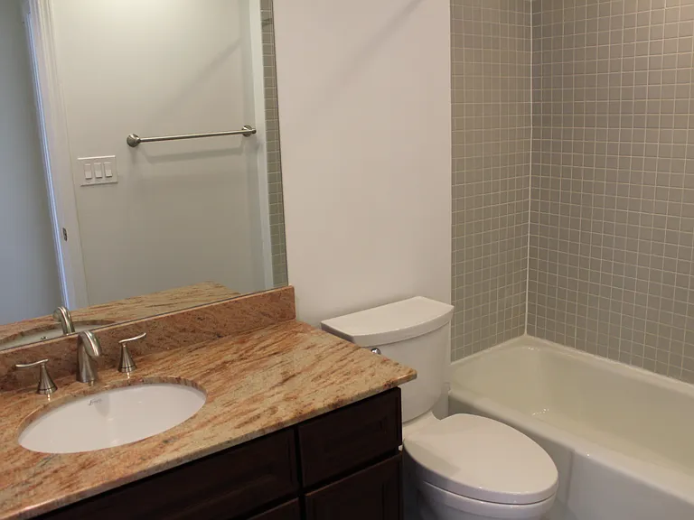 21 Linden St #213 — Photo 7