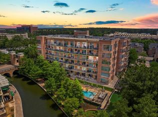 1 Waterway Ct APT 4B, Spring, TX 77380