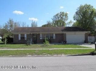 8992 Winrock Dr N, Jacksonville, FL 32216