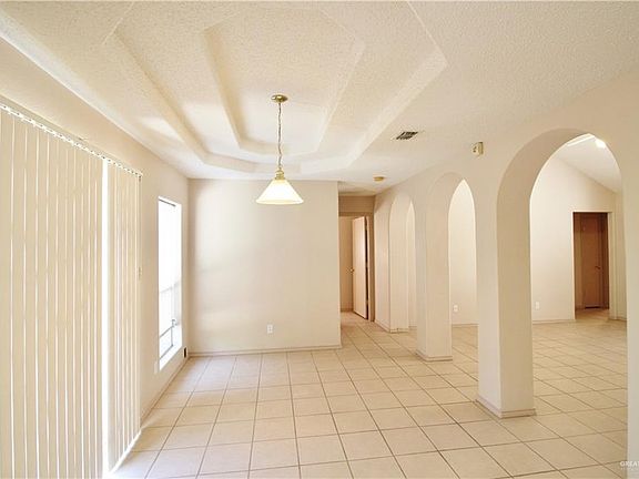 4th image of 3709 Toucan Ave