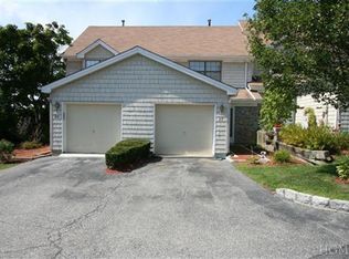 27 Penelope Ct, Mahopac, NY 10541